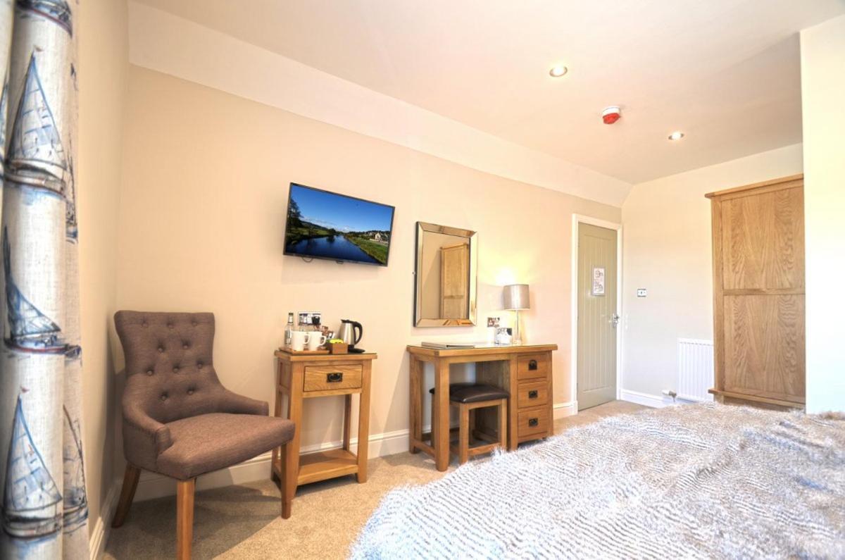 The Black Bull Inn Lowick  Habitación foto